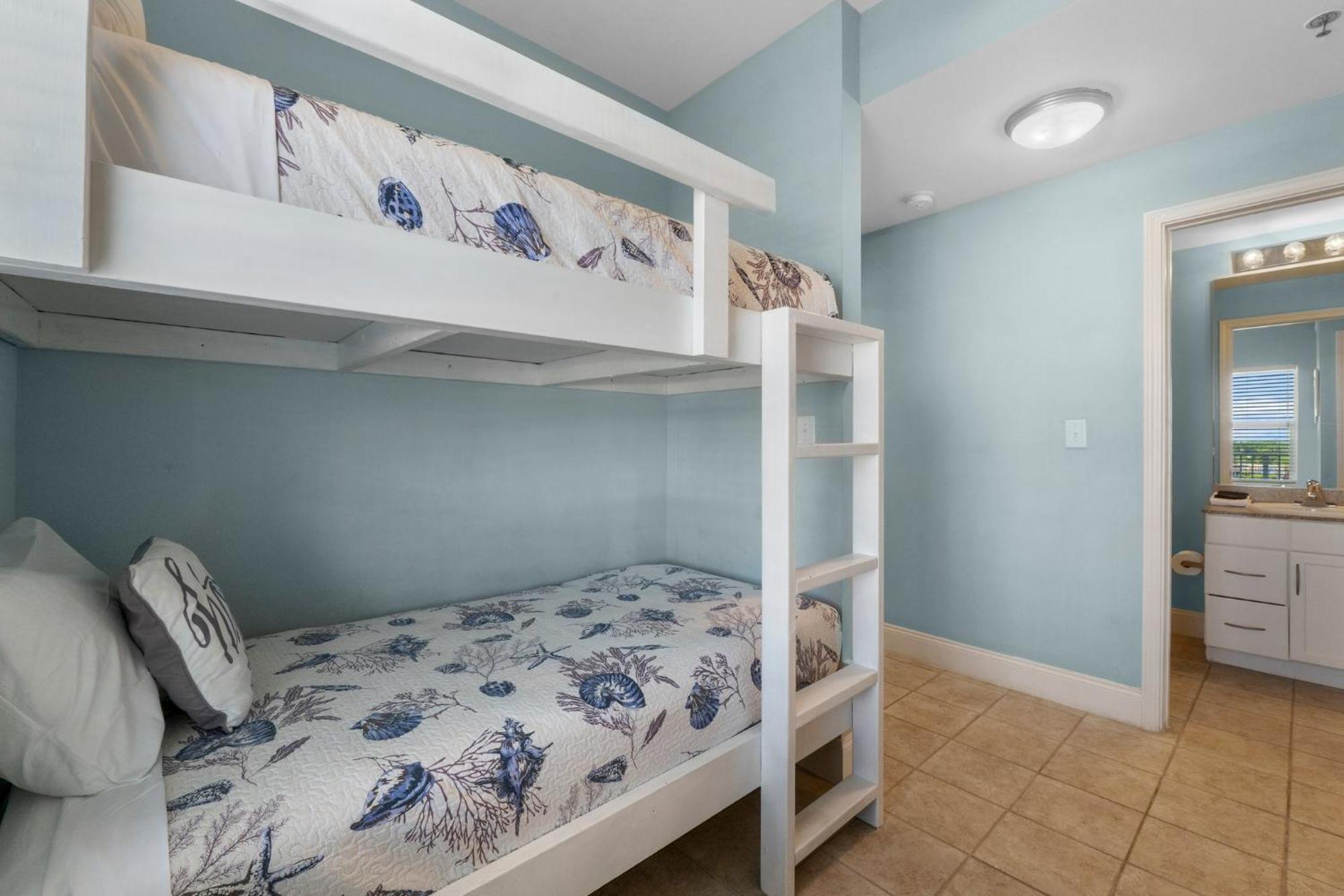 Keep It Beachy At Laketown Wharf #611 By Nautical Properties Vacation Rentals Panama City Beach Exterior foto